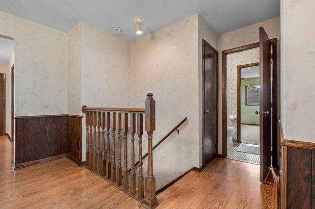 8133 Xenia Avenue N, Brooklyn Park, MN 55443