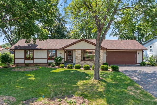 8133 Xenia Avenue N, Brooklyn Park, MN 55443