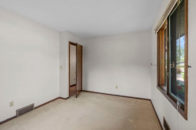 8133 Xenia Avenue N, Brooklyn Park, MN 55443