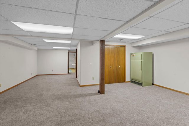 8133 Xenia Avenue N, Brooklyn Park, MN 55443