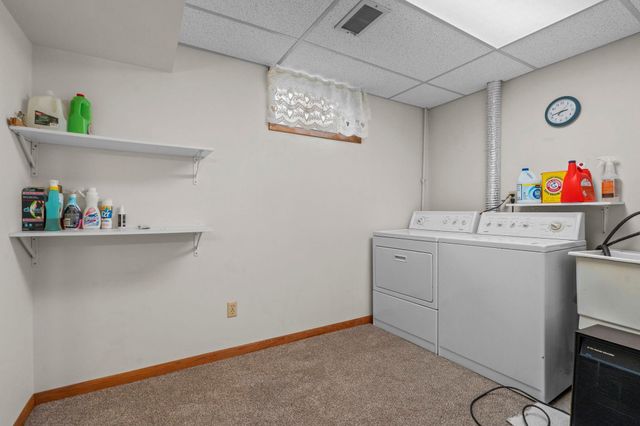 8133 Xenia Avenue N, Brooklyn Park, MN 55443
