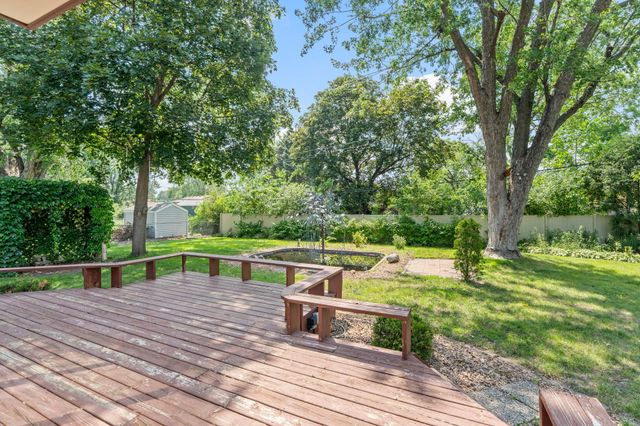 8133 Xenia Avenue N, Brooklyn Park, MN 55443