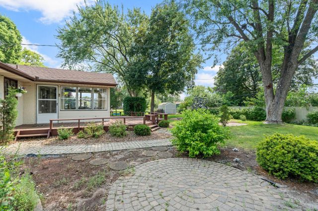 8133 Xenia Avenue N, Brooklyn Park, MN 55443