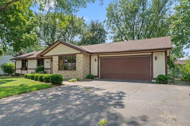8133 Xenia Avenue N, Brooklyn Park, MN 55443