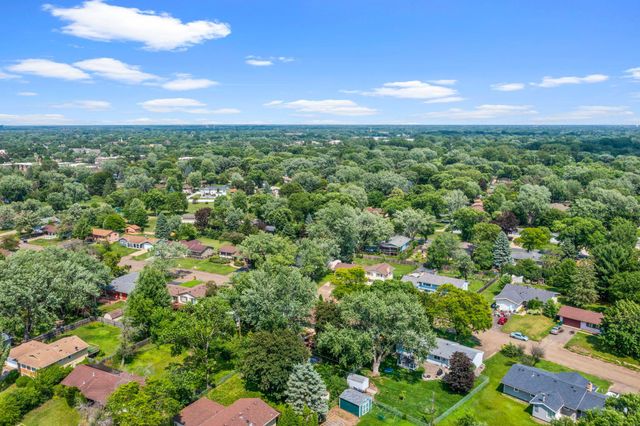 8133 Xenia Avenue N, Brooklyn Park, MN 55443