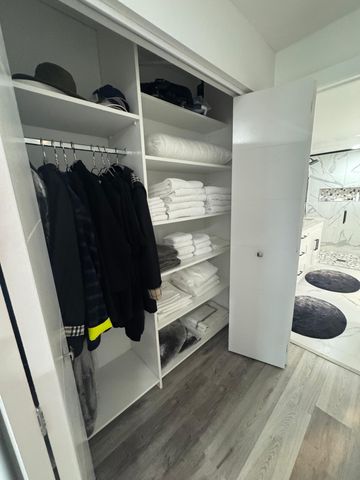 5951 Regal Glen Drive 103, Boynton Beach, FL 33437