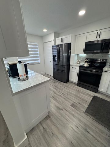 5951 Regal Glen Drive 103, Boynton Beach, FL 33437