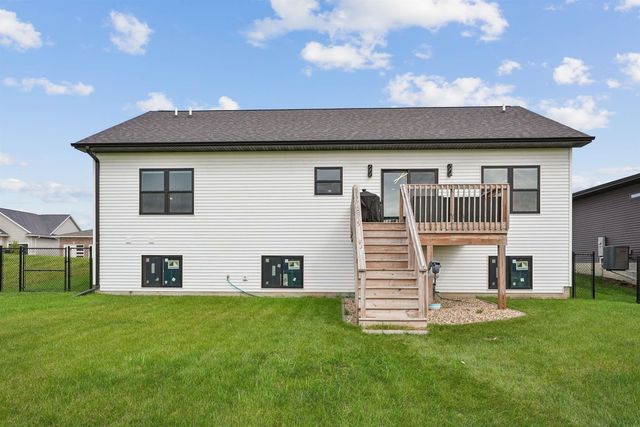 4210 Shocker Road, Cedar Falls, IA 50613