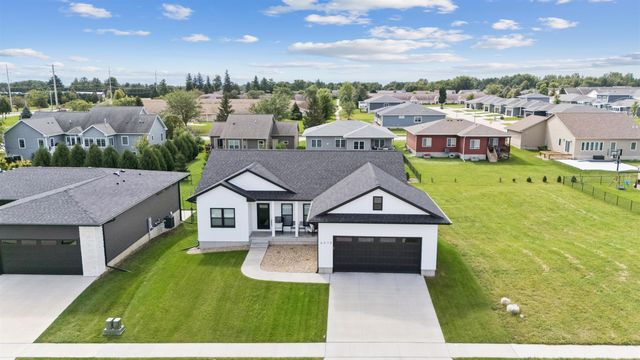 4210 Shocker Road, Cedar Falls, IA 50613