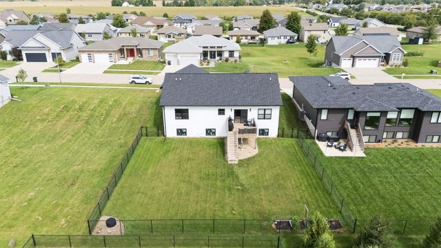 4210 Shocker Road, Cedar Falls, IA 50613
