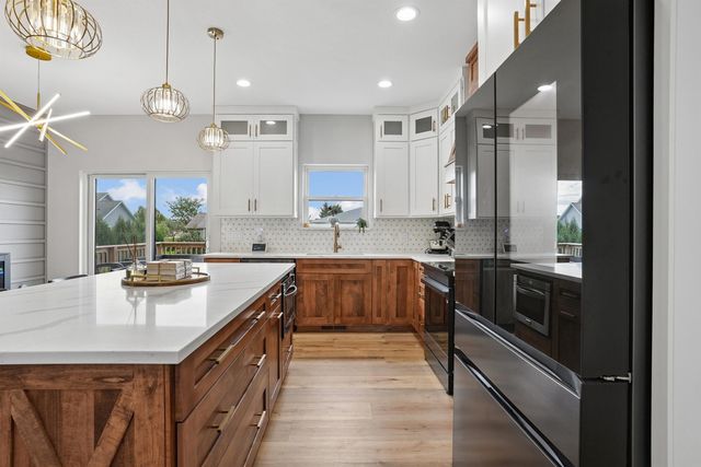 4210 Shocker Road, Cedar Falls, IA 50613