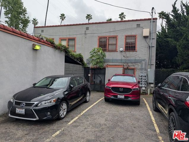 5667 Franklin Avenue, Los Angeles, CA 90028