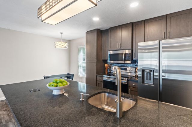 910 Duncan LN 1, Austin, TX 78705