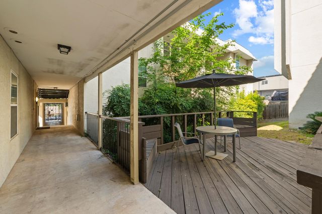 910 Duncan LN 1, Austin, TX 78705