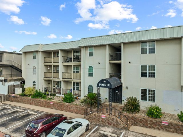 910 Duncan LN 1, Austin, TX 78705