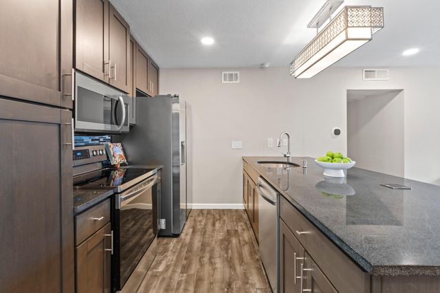 910 Duncan LN 1, Austin, TX 78705