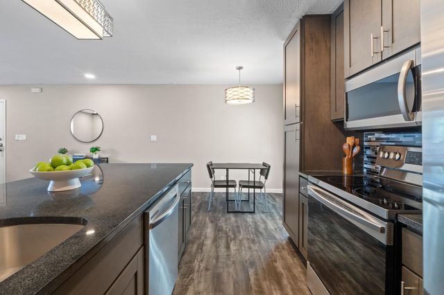 910 Duncan LN 1, Austin, TX 78705