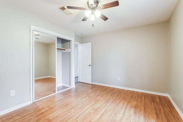 200 Montrose Circle, Conroe, TX 77301