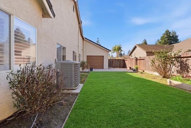 1903 Alex Way, Turlock, CA 95382