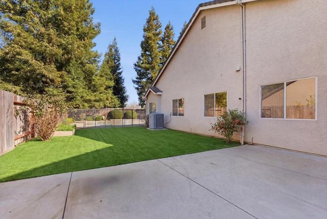 1903 Alex Way, Turlock, CA 95382