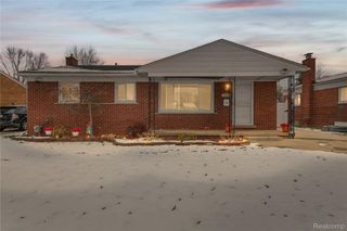 22644 Hill Street, Warren, MI 48091