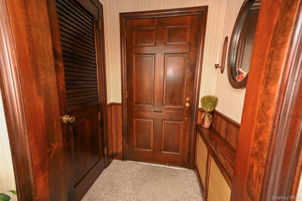 117 Euston Road S, West Hempstead, NY 11552 — photo 4