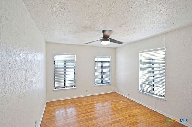 268 E Mill Street, New Braunfels, TX 78130