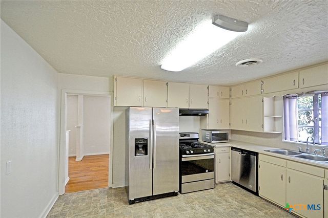 268 E Mill Street, New Braunfels, TX 78130