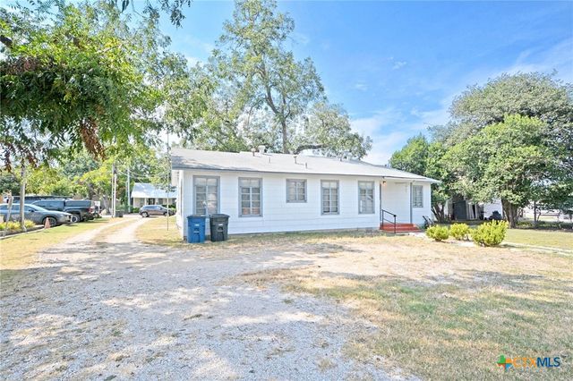 268 E Mill Street, New Braunfels, TX 78130