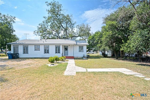 268 E Mill Street, New Braunfels, TX 78130