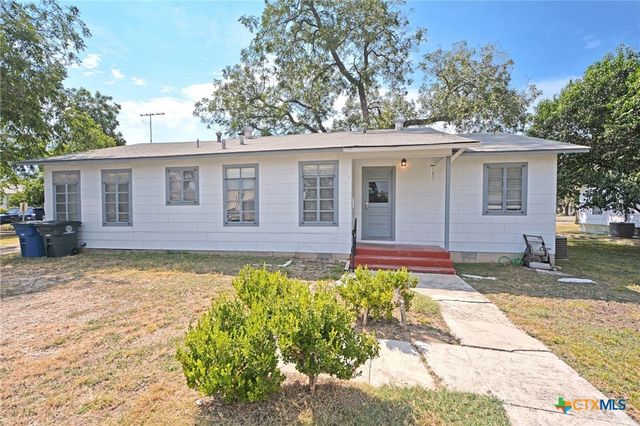268 E Mill Street, New Braunfels, TX 78130