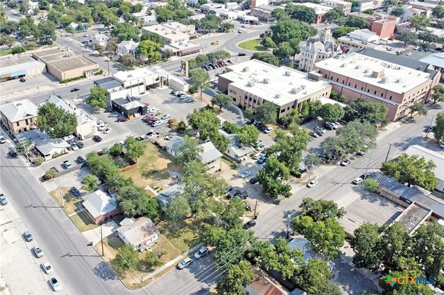 268 E Mill Street, New Braunfels, TX 78130