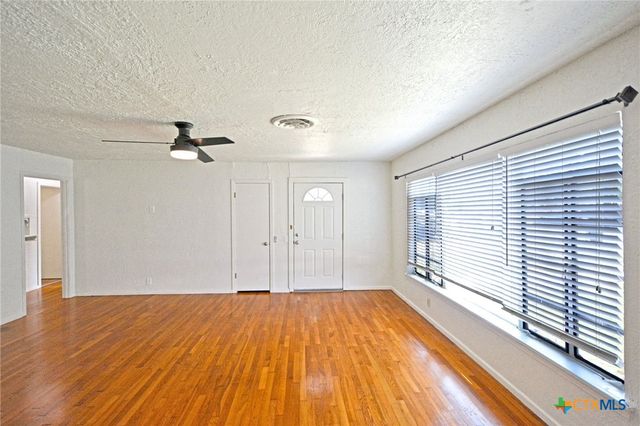 268 E Mill Street, New Braunfels, TX 78130