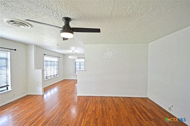 268 E Mill Street, New Braunfels, TX 78130