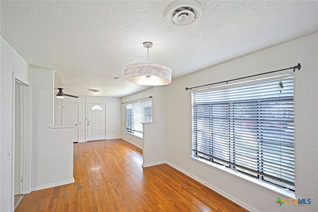 268 E Mill Street, New Braunfels, TX 78130