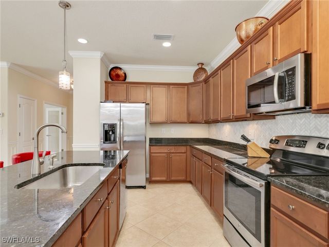 3493 Dandolo CIR, Cape Coral, FL 33909