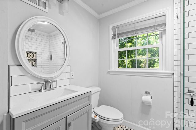 5015 Murrayhill Road, Charlotte, NC 28210