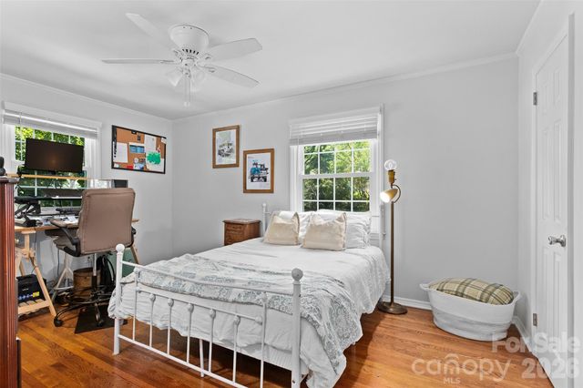 5015 Murrayhill Road, Charlotte, NC 28210