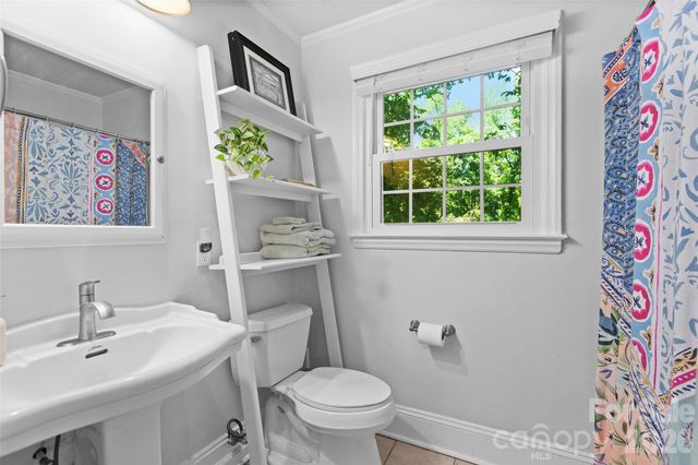 5015 Murrayhill Road, Charlotte, NC 28210