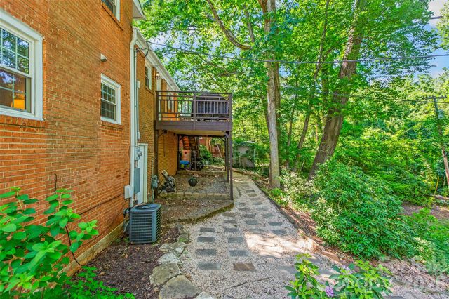 5015 Murrayhill Road, Charlotte, NC 28210