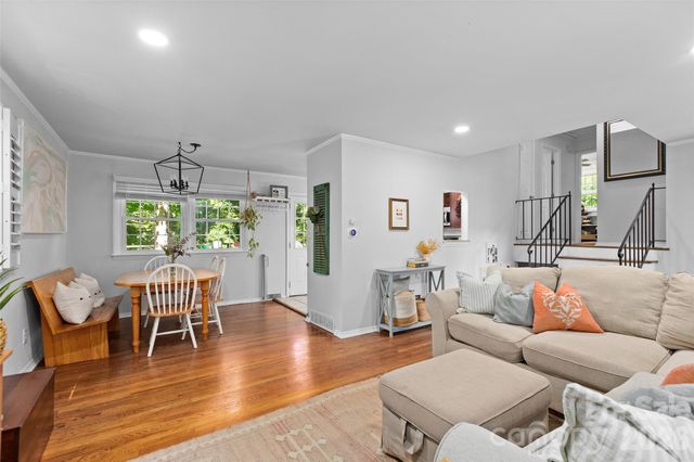 5015 Murrayhill Road, Charlotte, NC 28210
