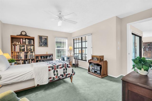 945 ROSEWOOD LANE, Palm Harbor, FL 34684