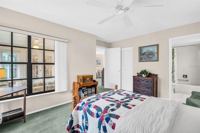 945 ROSEWOOD LANE, Palm Harbor, FL 34684