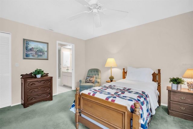 945 ROSEWOOD LANE, Palm Harbor, FL 34684