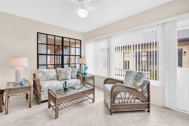 945 ROSEWOOD LANE, Palm Harbor, FL 34684