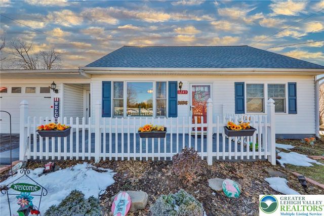 1243 Mine Lane Road, Palmer Twp, PA 18045