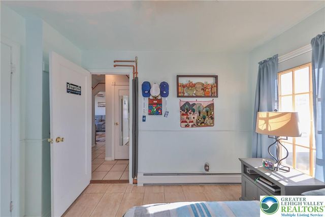 1243 Mine Lane Road, Palmer Twp, PA 18045