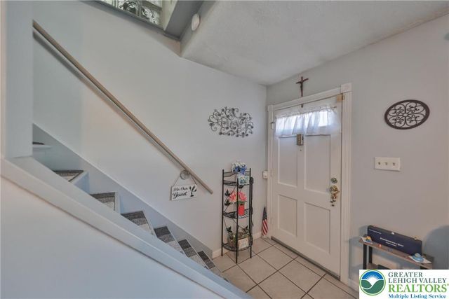 1243 Mine Lane Road, Palmer Twp, PA 18045