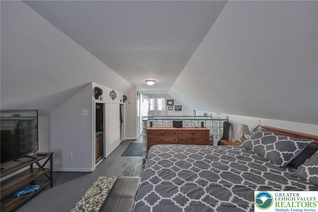 1243 Mine Lane Road, Palmer Twp, PA 18045