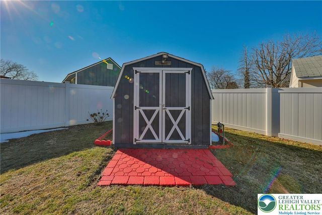 1243 Mine Lane Road, Palmer Twp, PA 18045